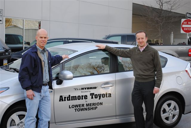 Ardmore Toyota Dontates a Prius to Lower Merion Township