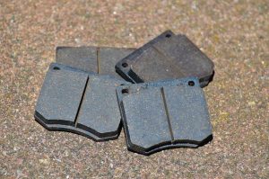 brake-pads-2389896_640