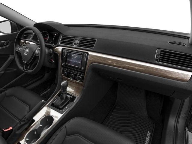 2017 Volkswagen Passat 1.8T SE