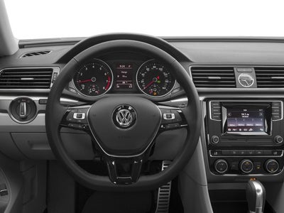 2017 Volkswagen Passat R-Line with Comfort Pkg