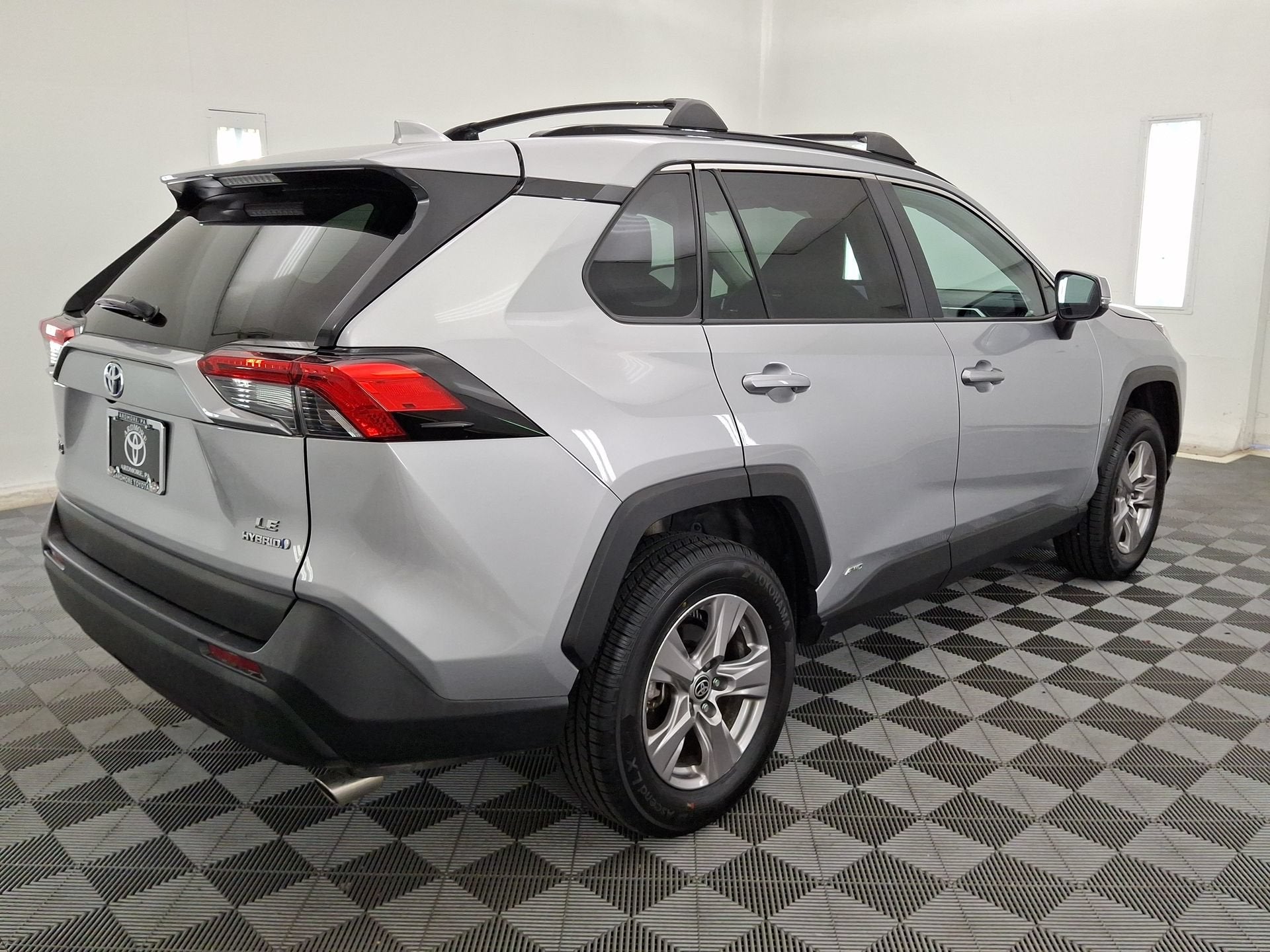 2024 Toyota RAV4 Hybrid LE