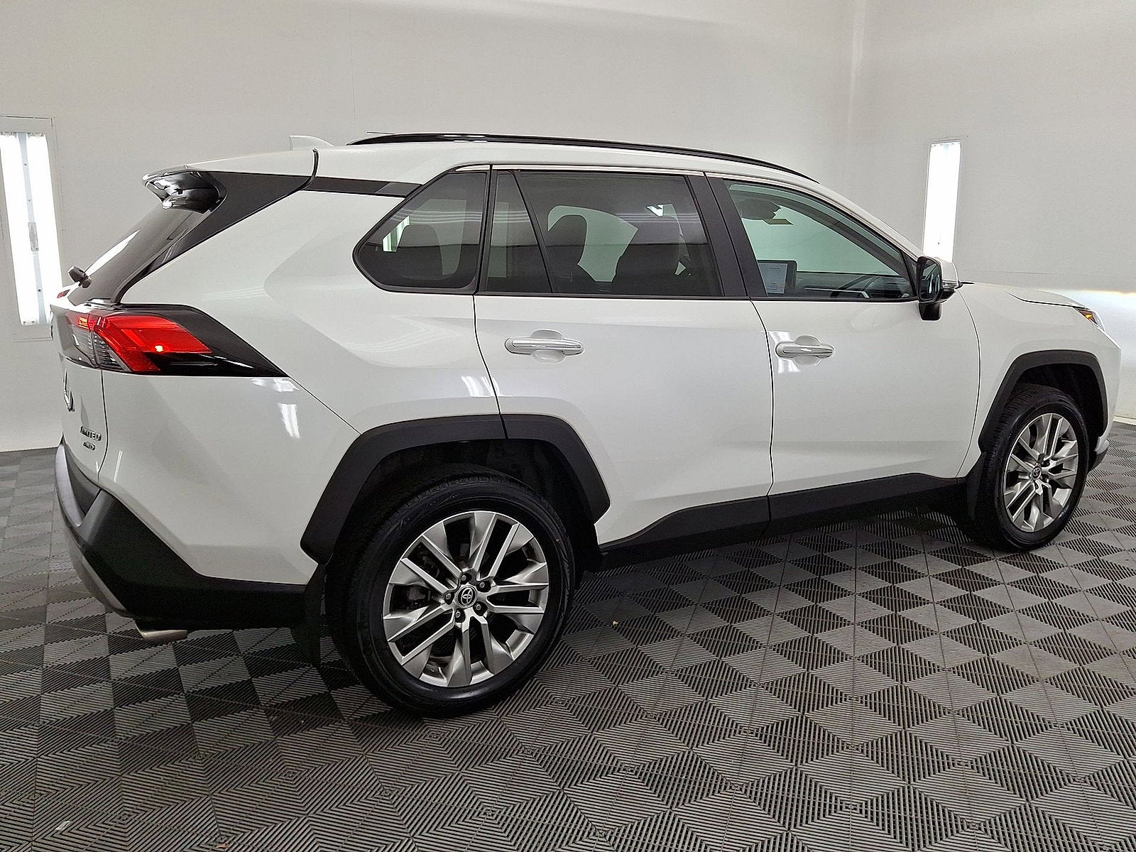 2023 Toyota RAV4 Limited