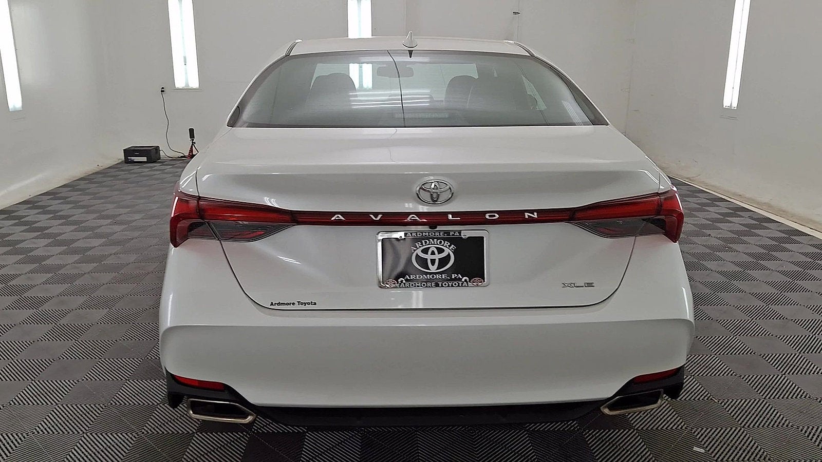 2022 Toyota Avalon XLE