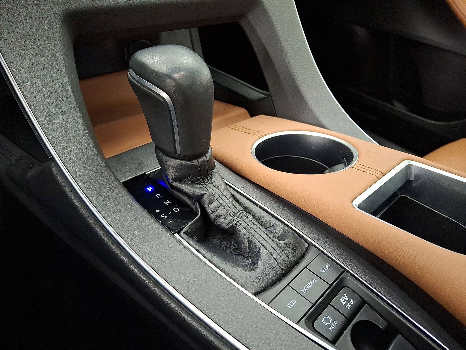 2019 Toyota Avalon Hybrid Limited