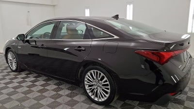 2019 Toyota Avalon Hybrid Limited
