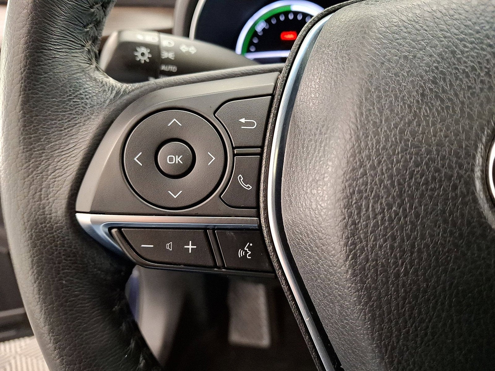 2019 Toyota Avalon Hybrid XLE