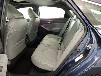 2019 Toyota Avalon Hybrid XLE
