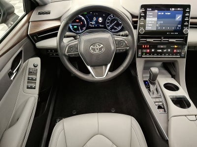 2019 Toyota Avalon Hybrid XLE