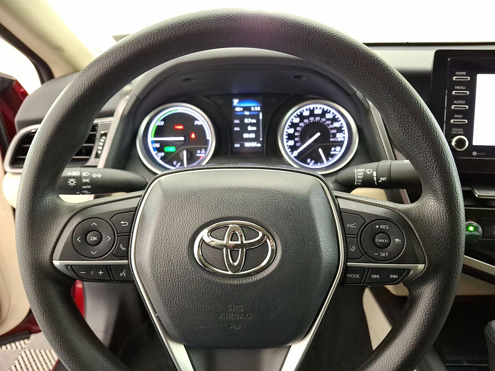 2022 Toyota Camry Hybrid LE