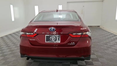 2022 Toyota Camry Hybrid LE