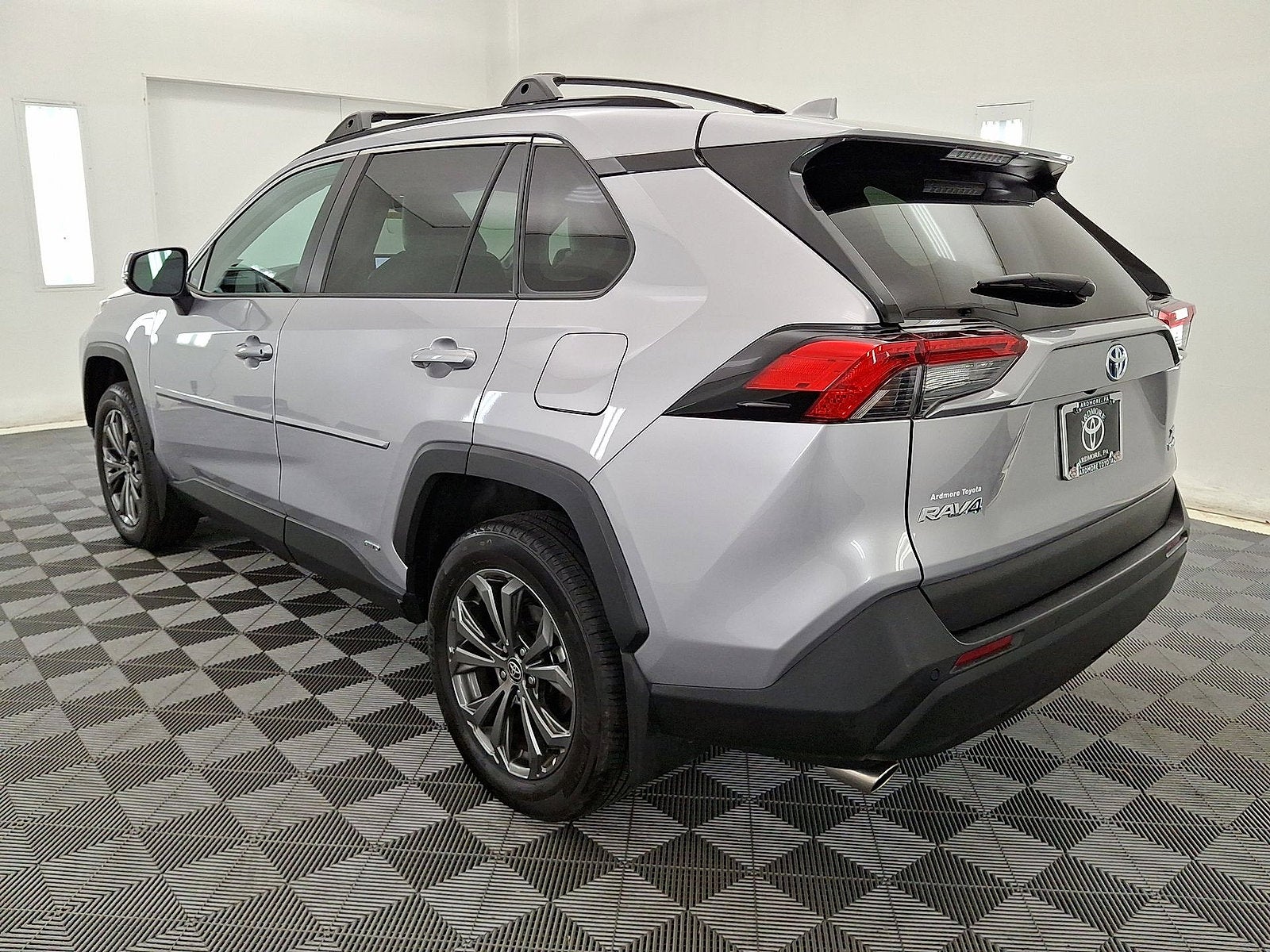 2023 Toyota RAV4 Hybrid XLE Premium