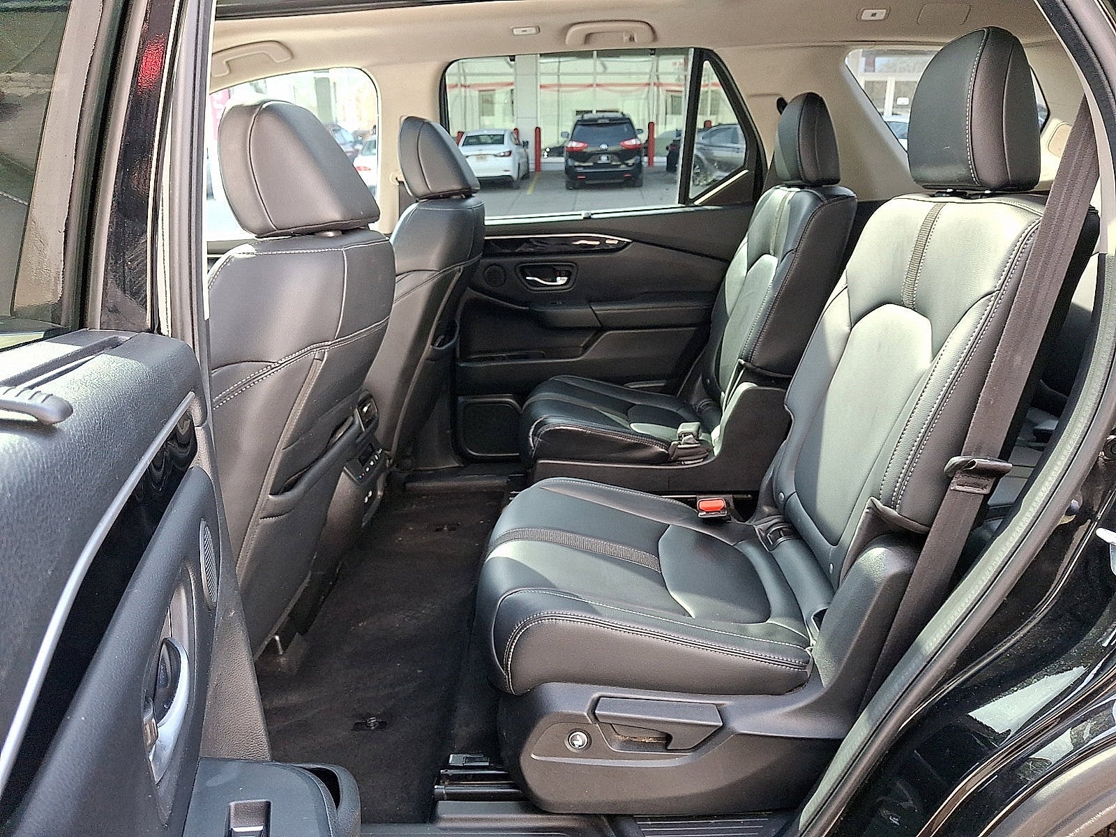 2023 Honda Pilot Touring - Photo 10