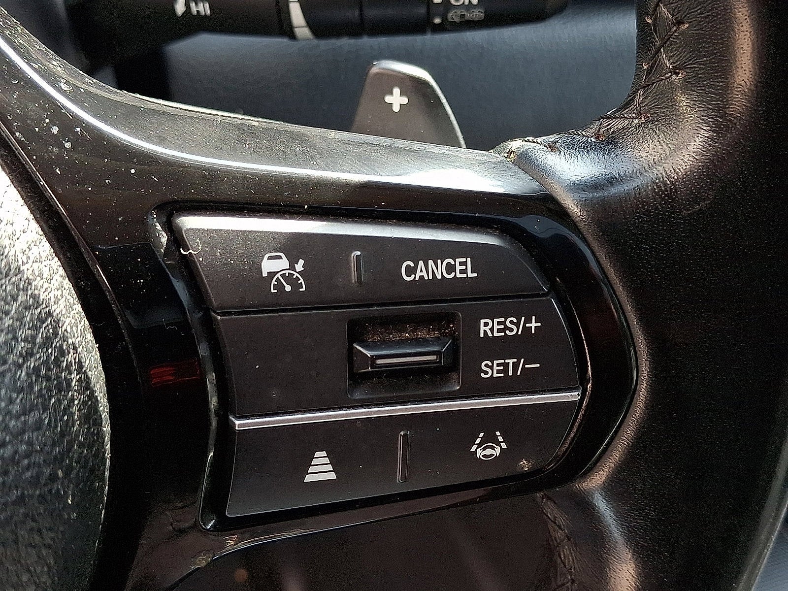 2023 Honda Pilot Touring - Photo 25