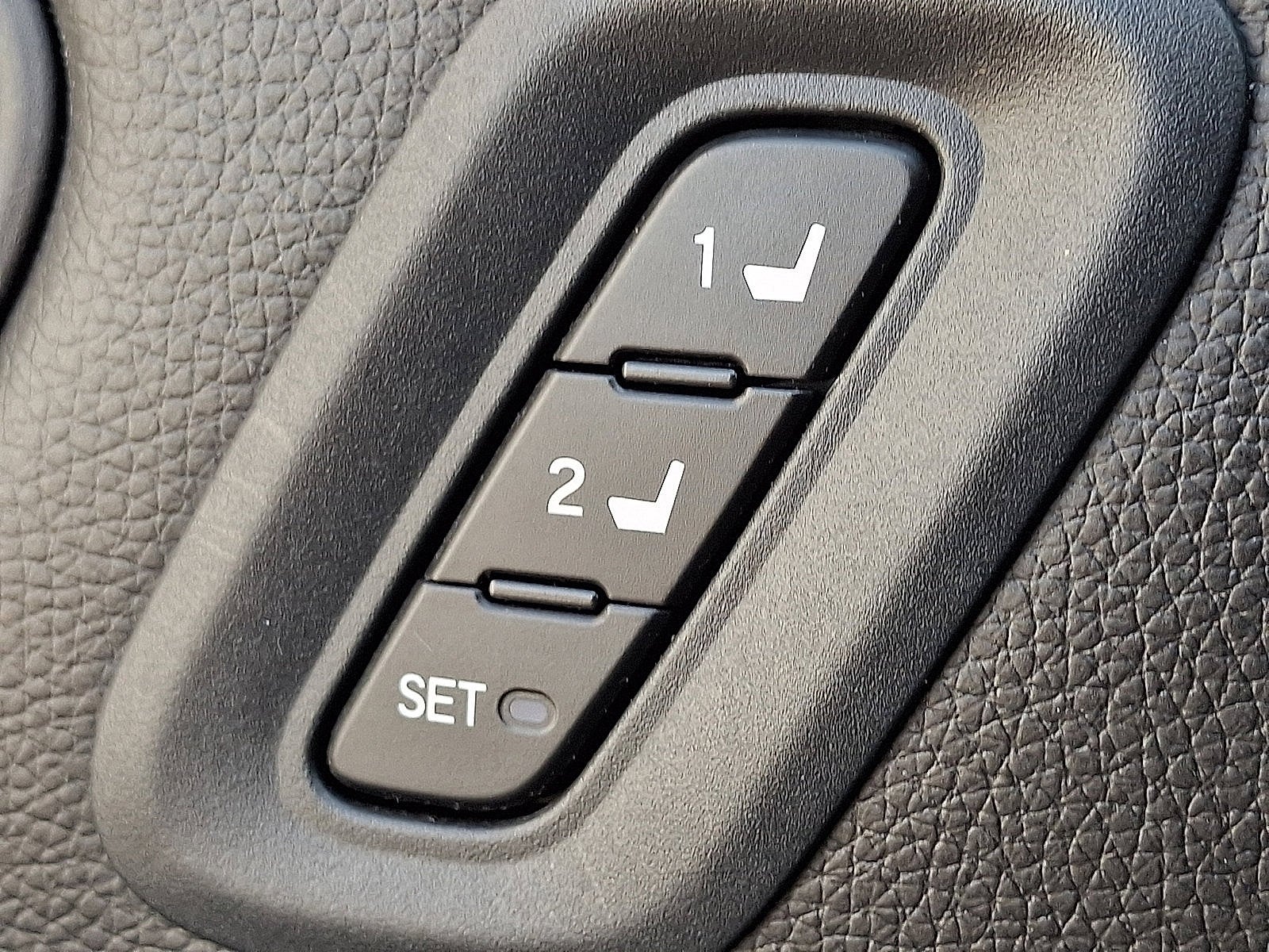 2023 Honda Pilot Touring - Photo 29