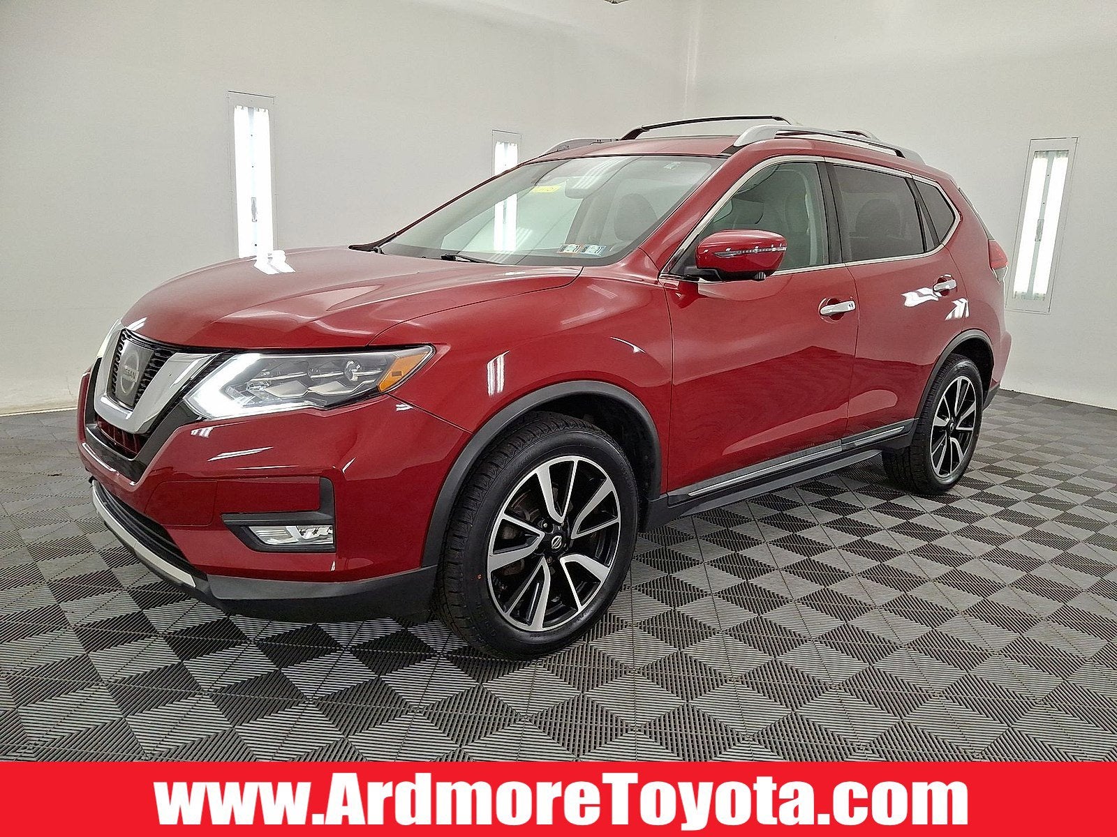 2017 Nissan Rogue SL AWD's photo