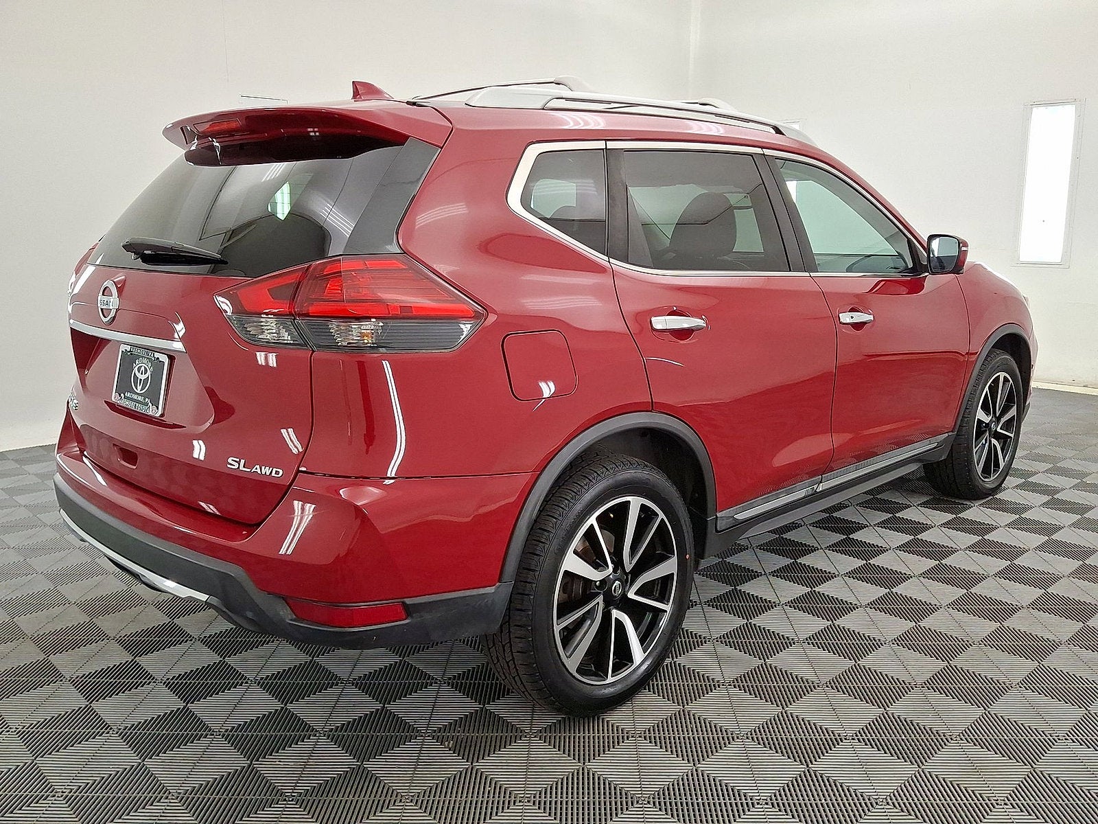 2017 Nissan Rogue SL