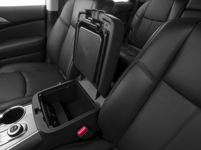 2017 Nissan Pathfinder SL