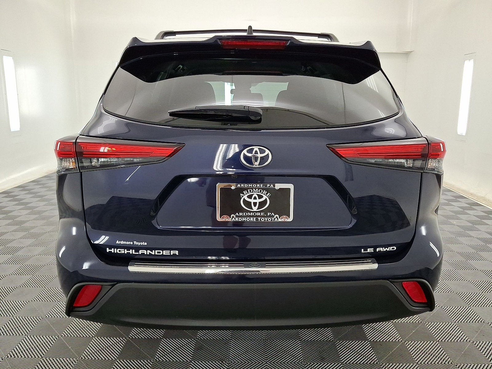 2022 Toyota Highlander LE