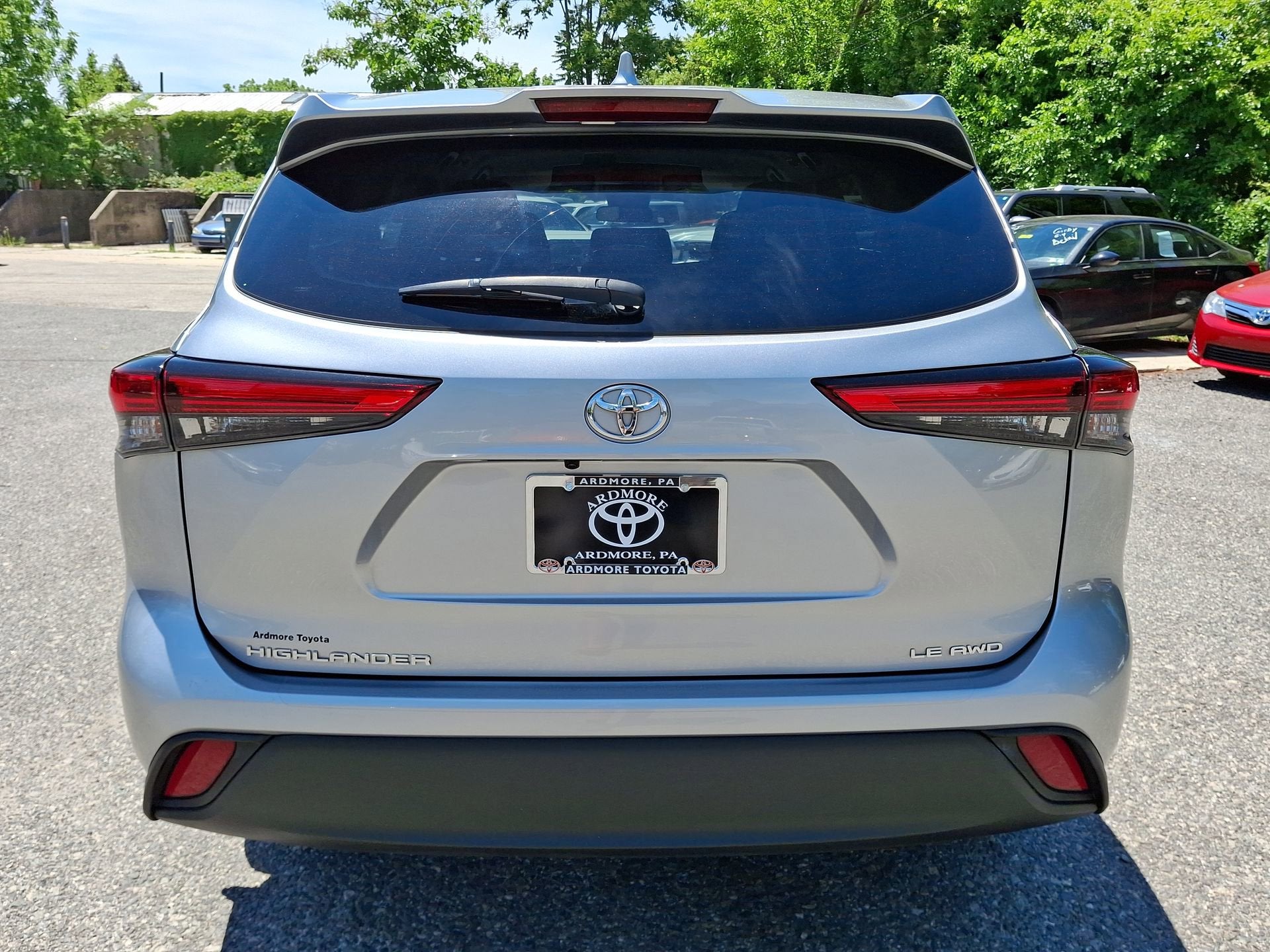 2021 Toyota Highlander LE