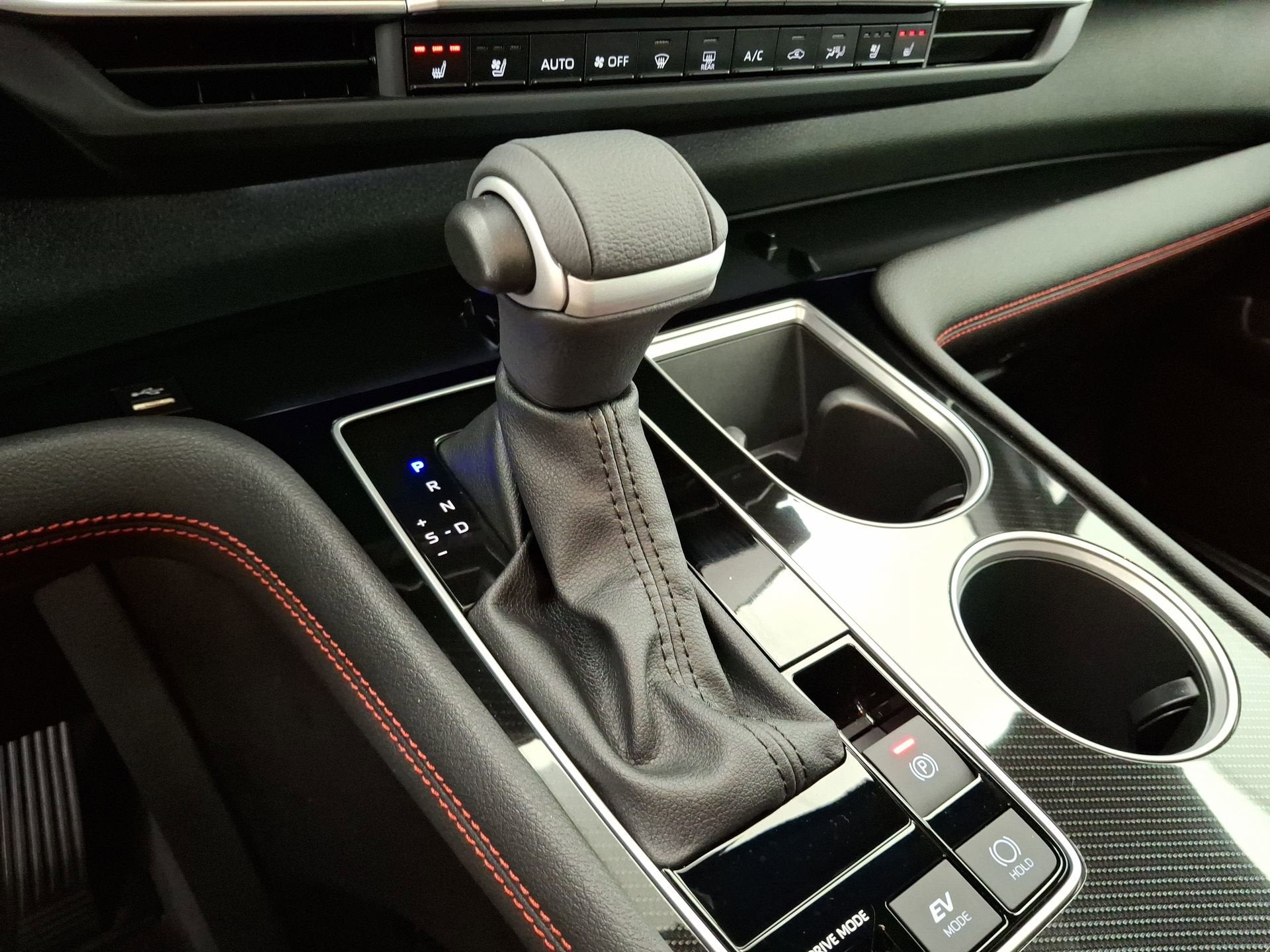 2025 Toyota Sienna XSE