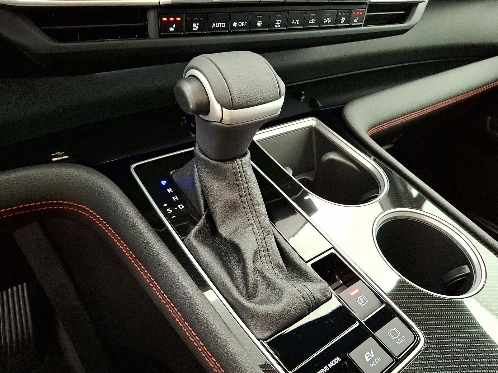 2025 Toyota Sienna XSE