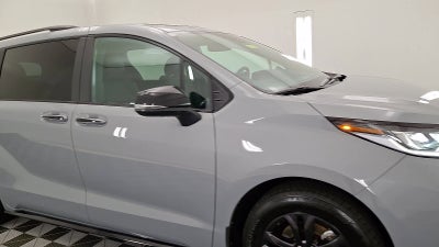 2025 Toyota Sienna XSE