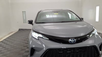 2025 Toyota Sienna XSE