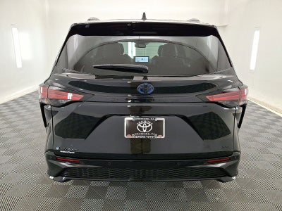 2025 Toyota Sienna XSE