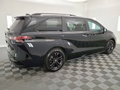 2025 Toyota Sienna XSE