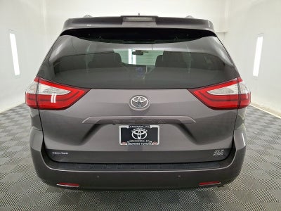 2019 Toyota Sienna XLE Premium