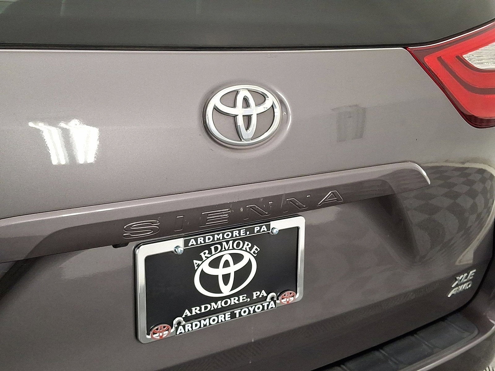 2019 Toyota Sienna XLE Premium