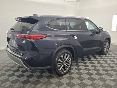 2020 Toyota Highlander Hybrid Platinum