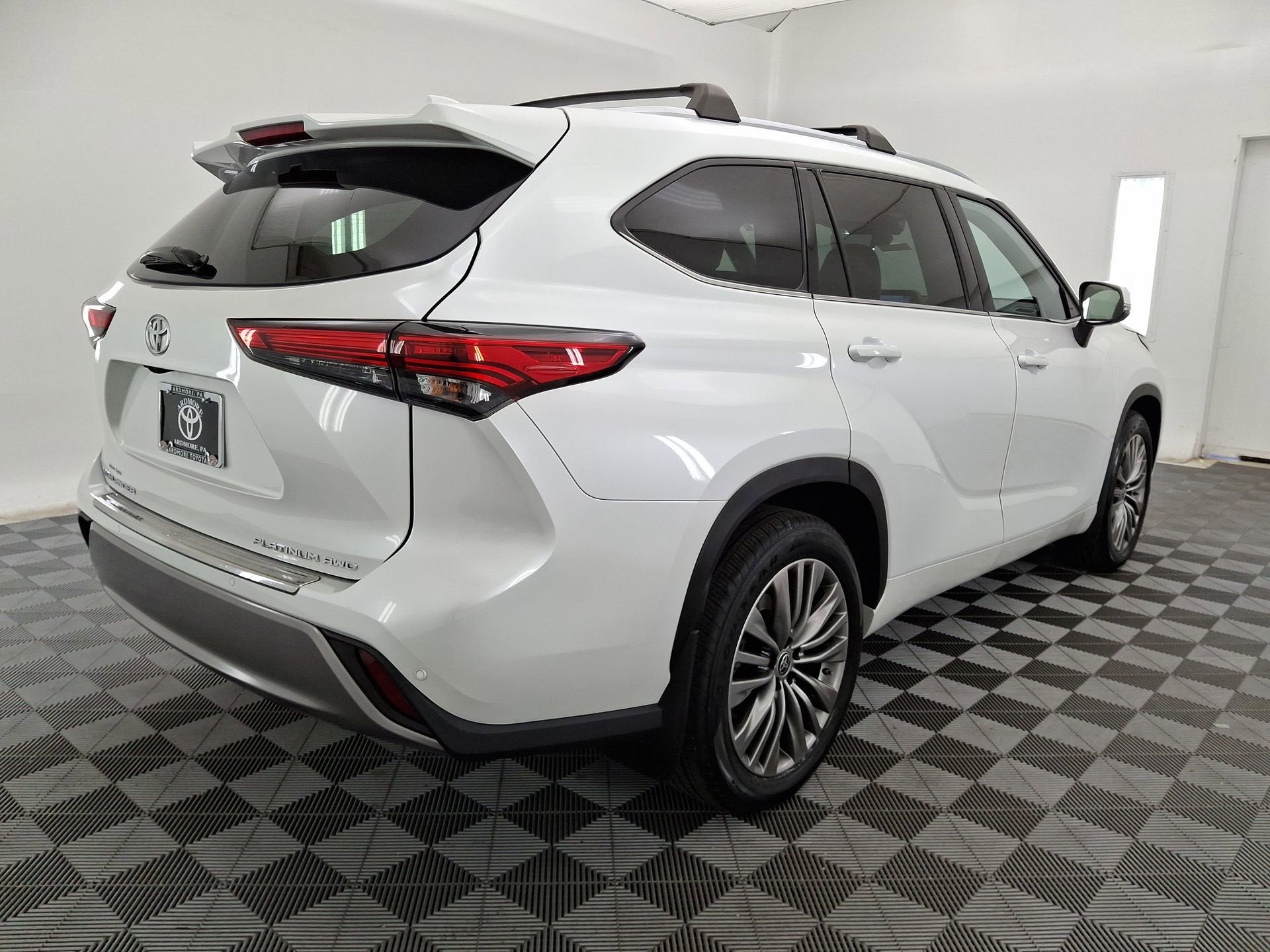 2022 Toyota Highlander Platinum
