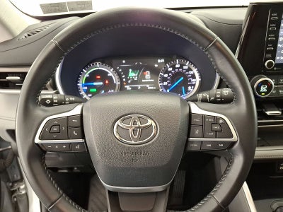 2022 Toyota Highlander Hybrid XLE