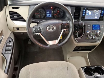 2015 Toyota Sienna LE