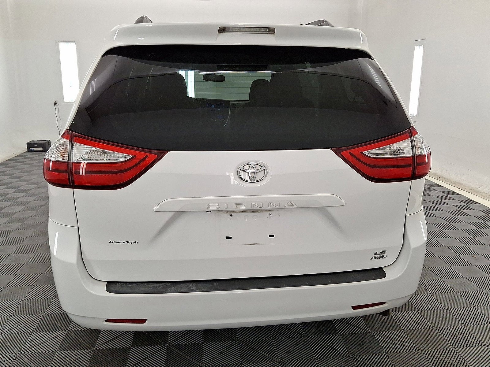 2015 Toyota Sienna LE
