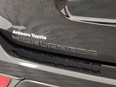 2024 Toyota Highlander Hybrid XLE Nightshade