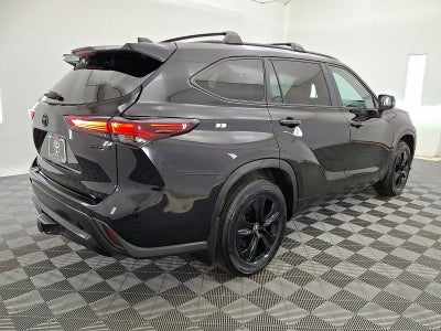 2024 Toyota Highlander Hybrid XLE Nightshade