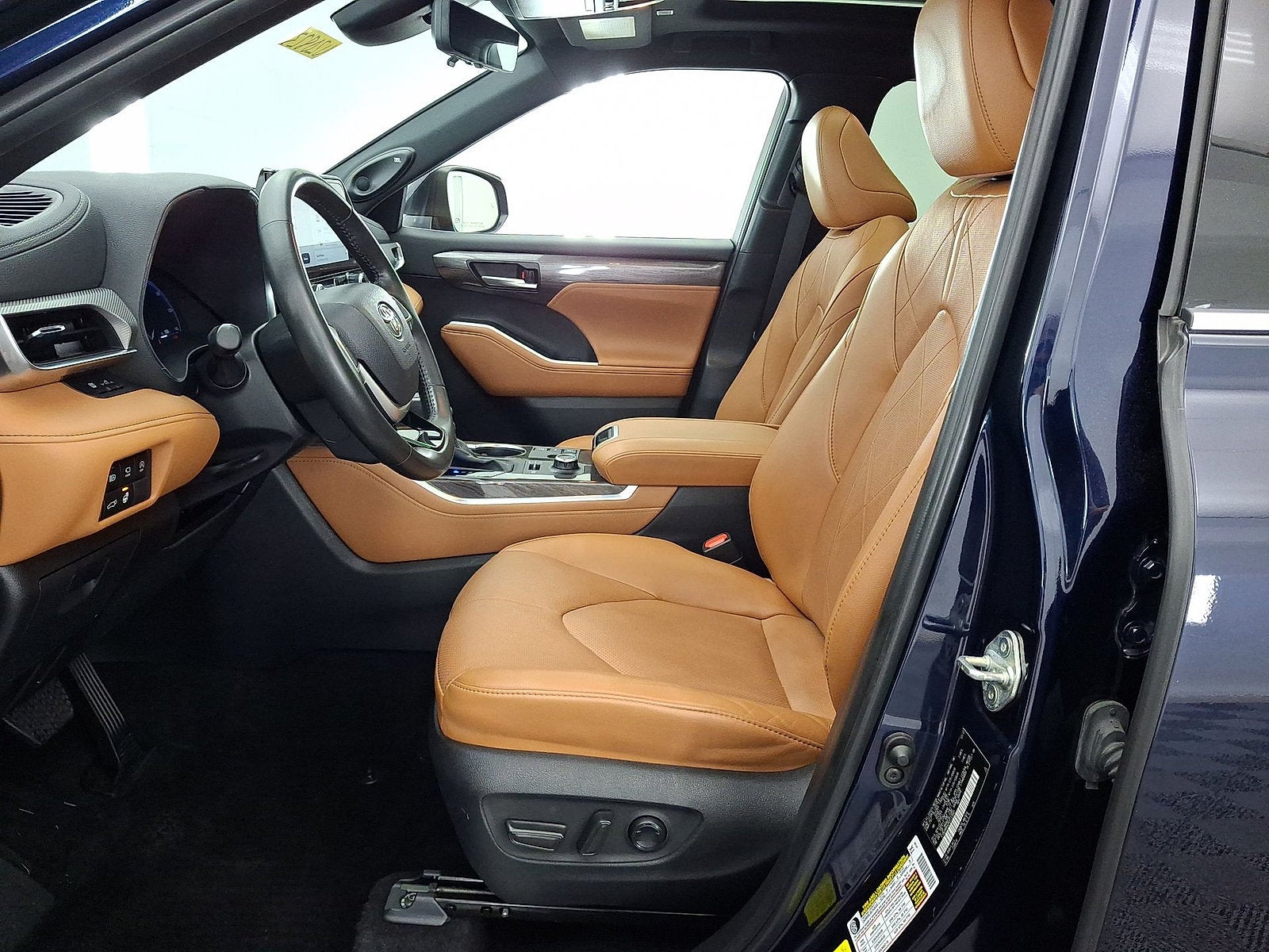 2024 Toyota Highlander Platinum