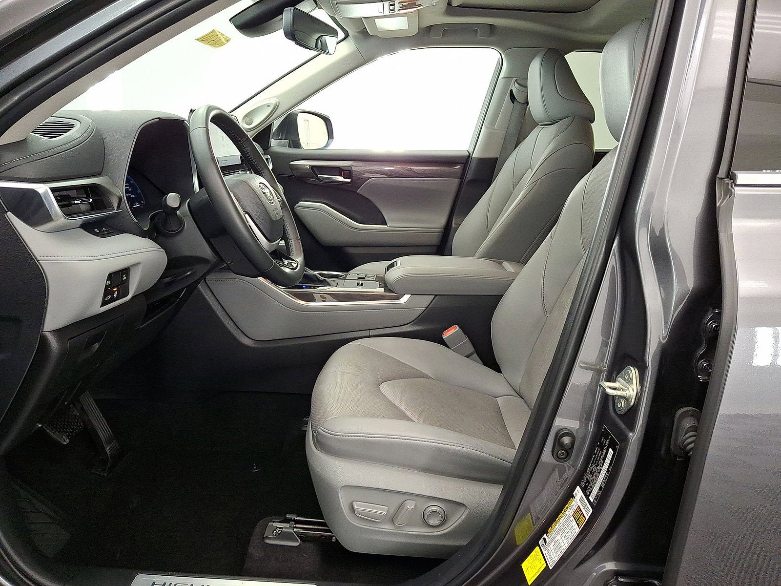 2024 Toyota Highlander Hybrid Limited