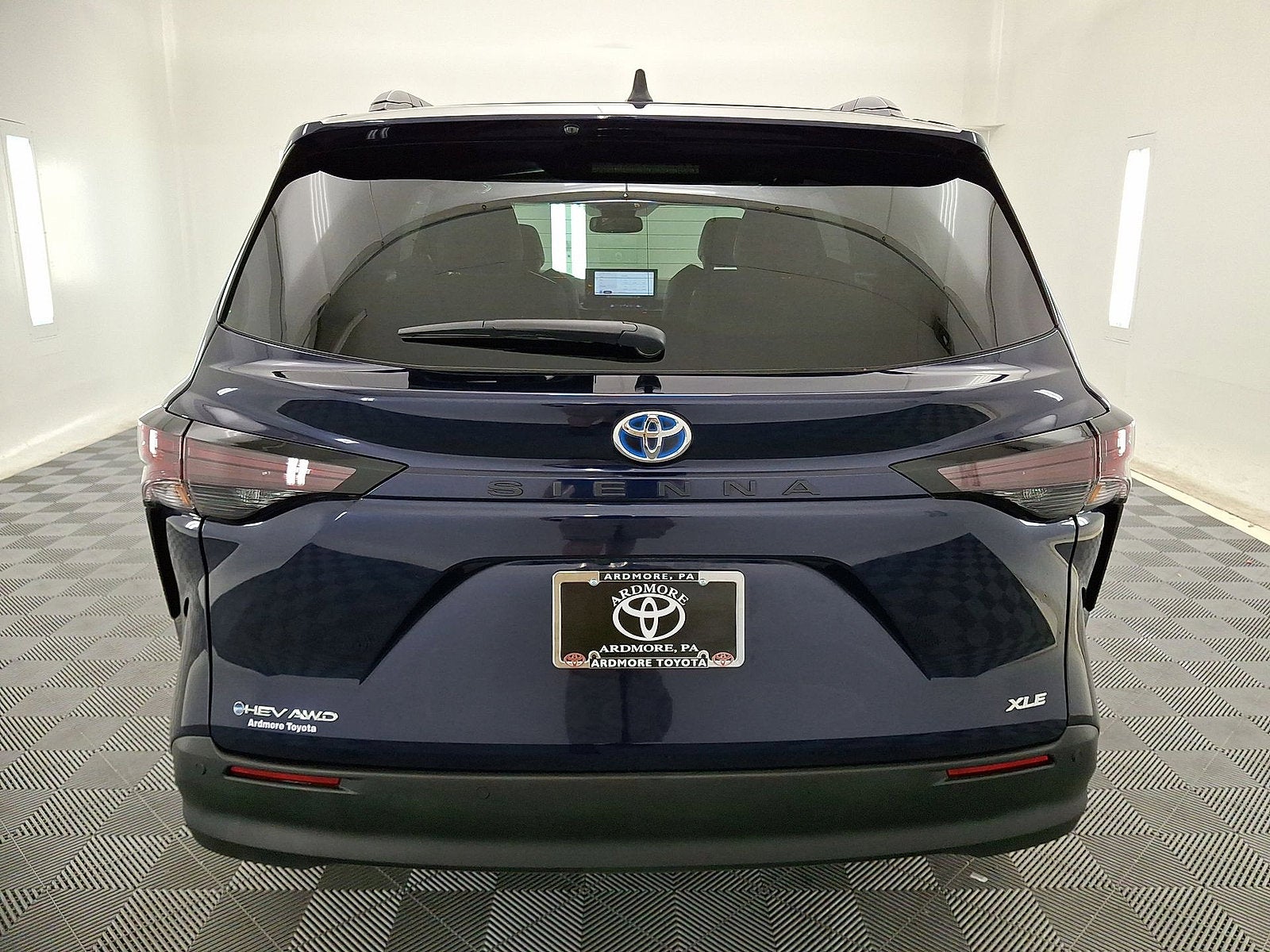 2025 Toyota Sienna XLE