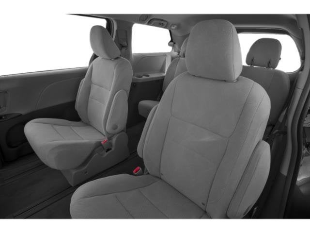 2018 Toyota Sienna XLE