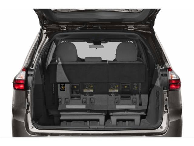 2019 Toyota Sienna XLE