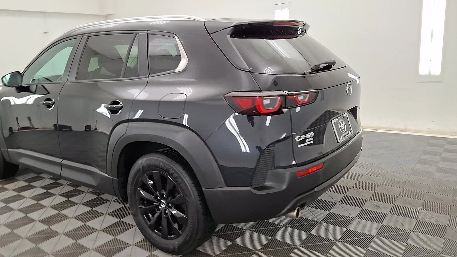 2025 Mazda Mazda CX-50 2.5 S Preferred Package