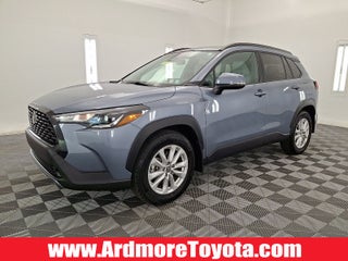 2024 Toyota Corolla Cross LE