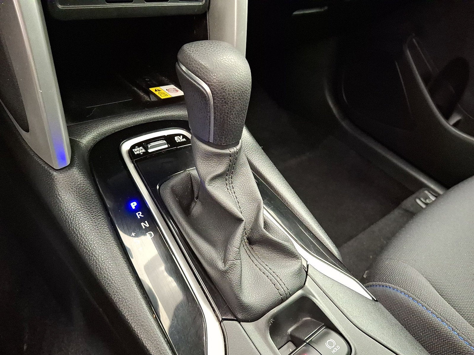 2023 Toyota Corolla Cross Hybrid SE
