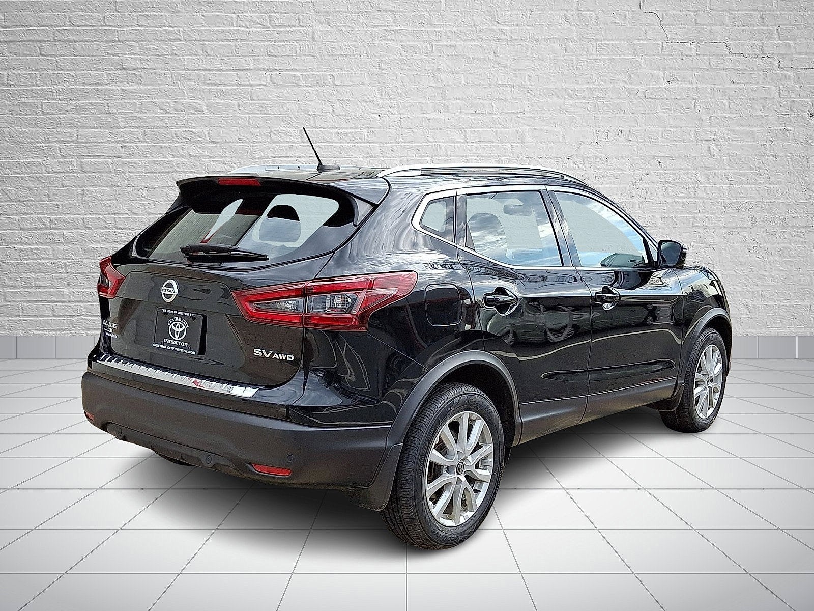 2022 Nissan Rogue Sport SV