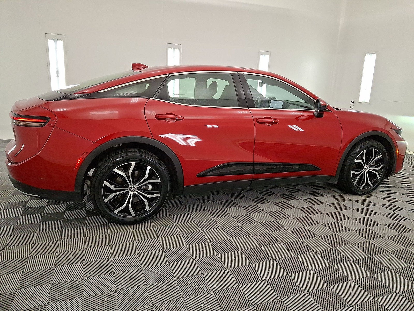 2024 Toyota Crown XLE