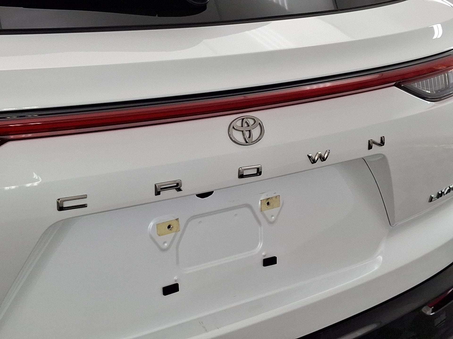 2025 Toyota Crown Signia Limited