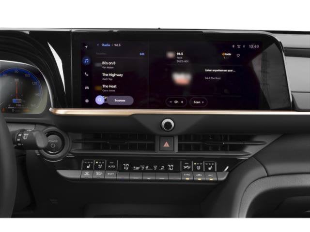 2025 Toyota Crown Signia Limited